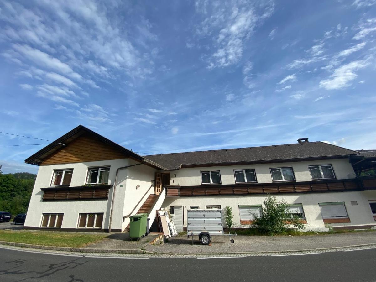Velden Living Apartments - Schiefling Schiefling am See Buitenkant foto